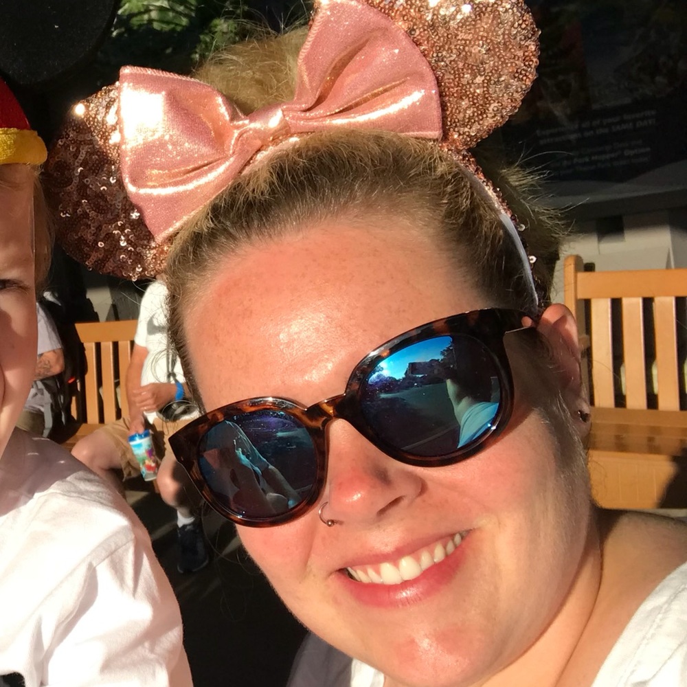 Meet your Posher, Lindsey